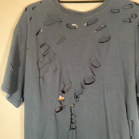 Kylie I'm the Kylie You're the Kendall Distressed T-Shirt - Picture 8 of 9